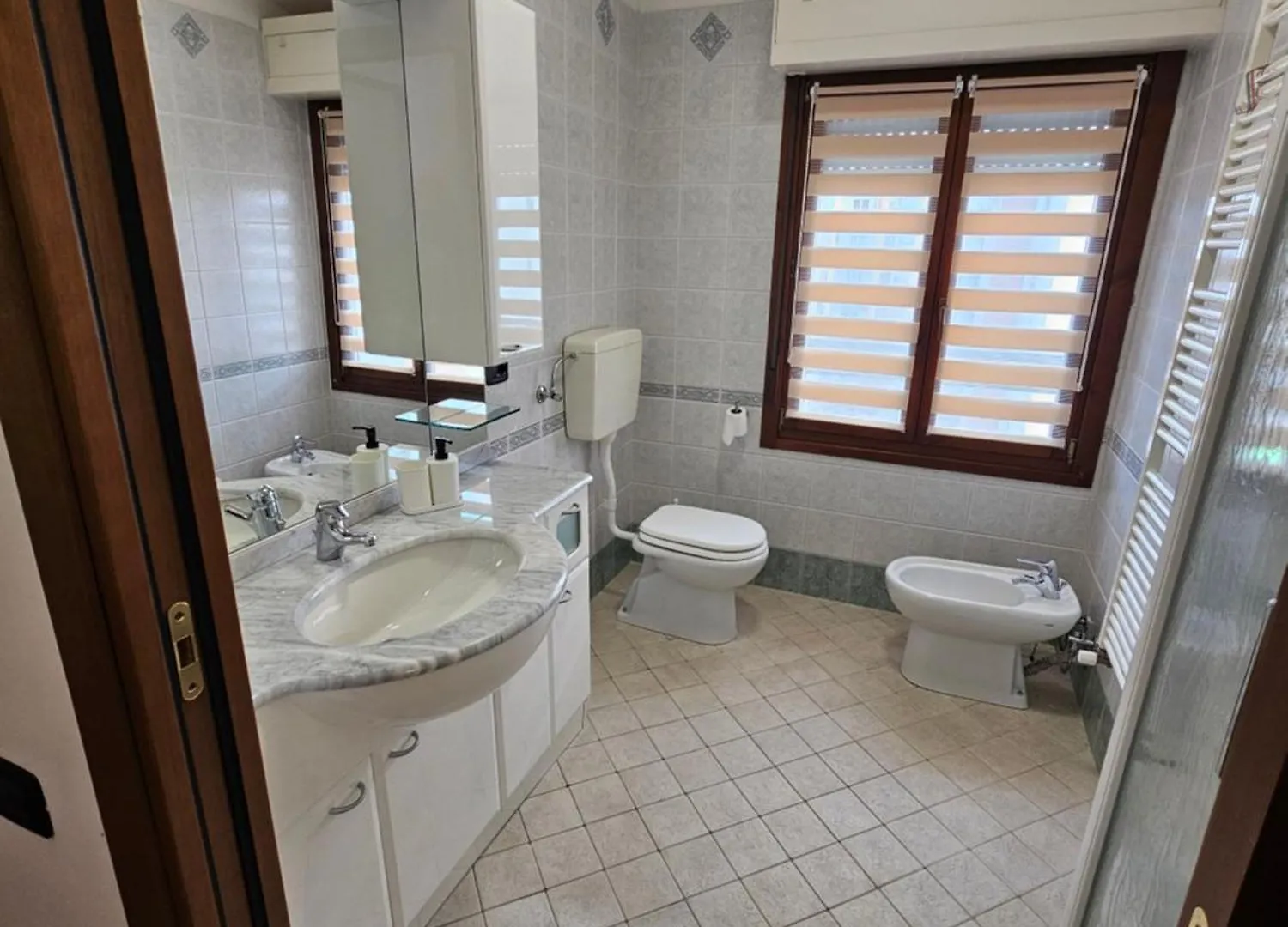 Dimora Del Borgo - Airport Apartment Bologna