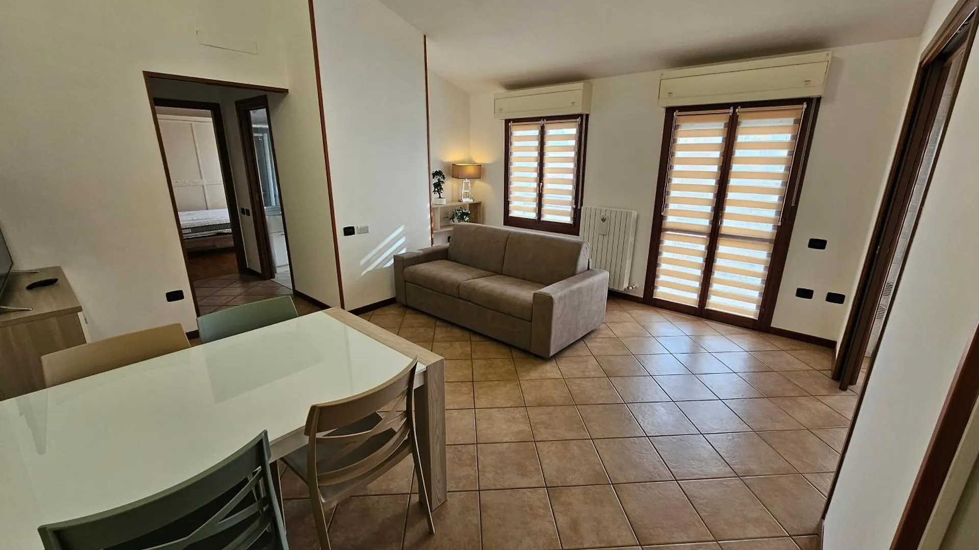Dimora Del Borgo - Airport Apartment Bologna