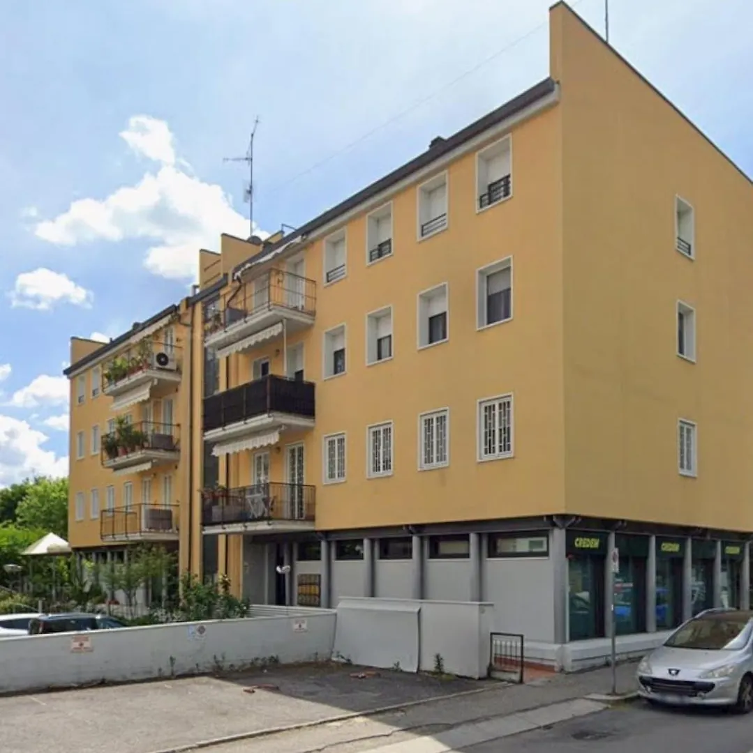Dimora Del Borgo - Airport Apartment Bologna Italy